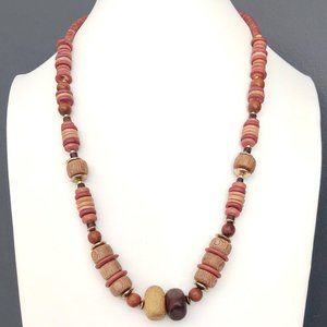 Wood and bead necklace
